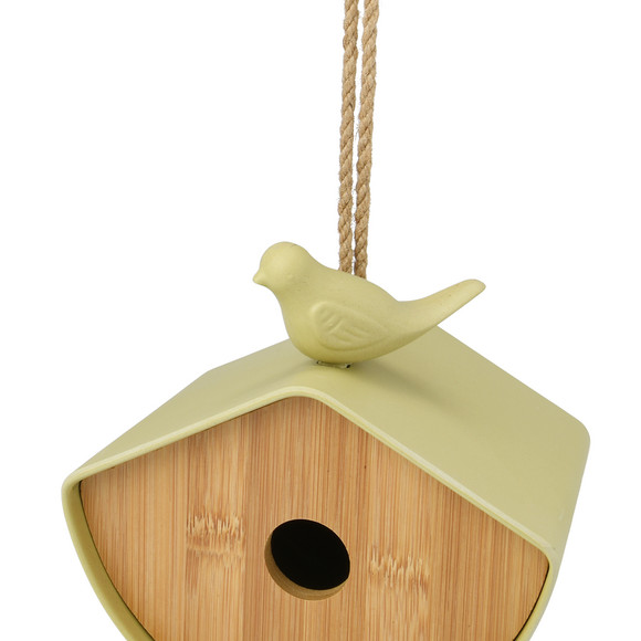Vogelhaus in schlichter Optik