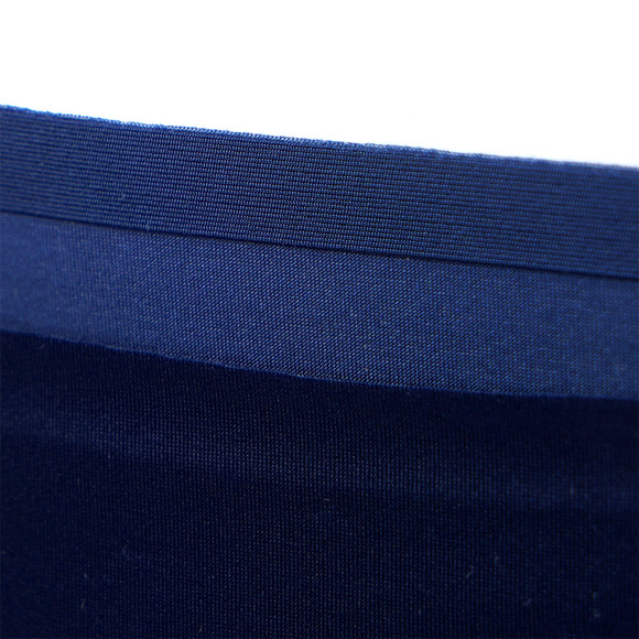 Damen String im Basic-Look