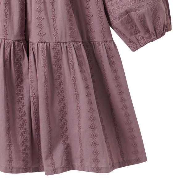 Mädchen Kleid mit Stickerei