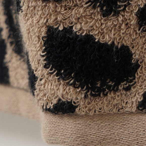 Badhanddoek met luipaardmotief all-over