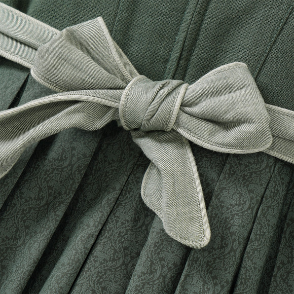 Mädchen Dirndl mit Bluse