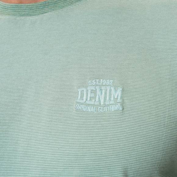 Herren T-Shirt mit Stickerei