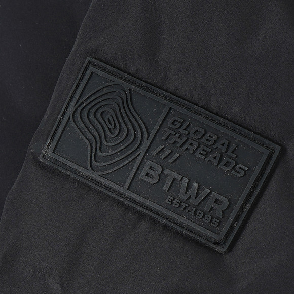 Jungen Winterjacke mit abnehmbarer Kapuze