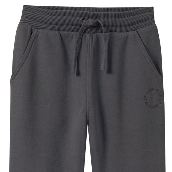 Jungen Jogginghose im Basic-Look