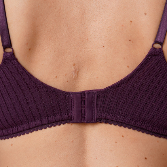 2 Damen Bustiers mit feiner Struktur
