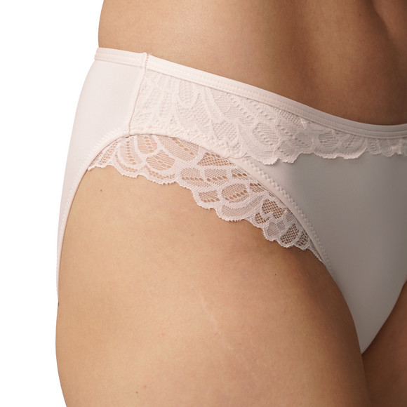 3 Damen Slips mit Spitze