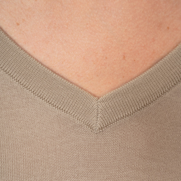 Damen Merino-Langarmshirt mit V-Ausschnitt