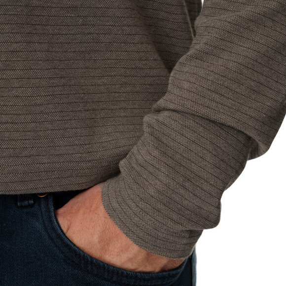 Herren Poloshirt mit leichten Streifen