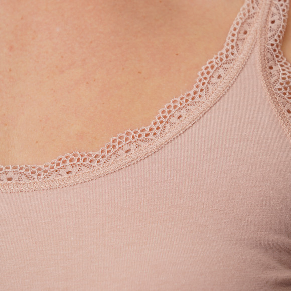 2 Damen Unterhemden mit Spitze