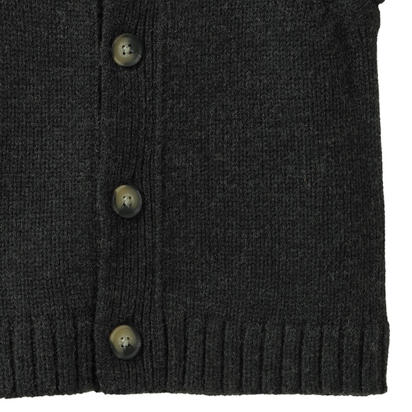 Jungen Strickweste im Oktoberfest-Design