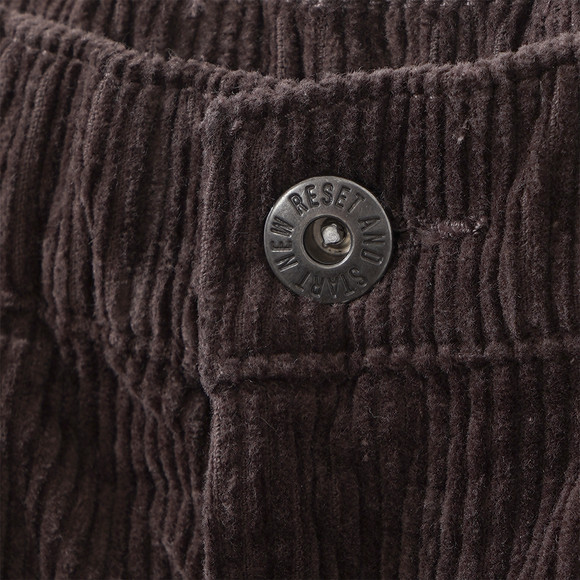 Jungen Cordhose im Cargo-Style