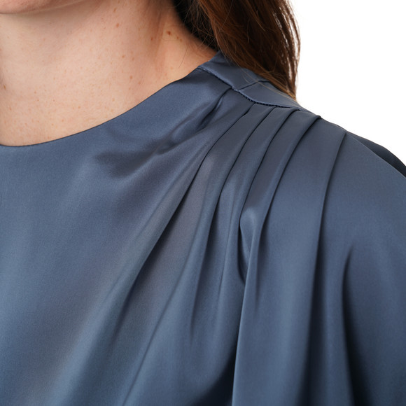 Satijnen damesblouse met plooidetail
