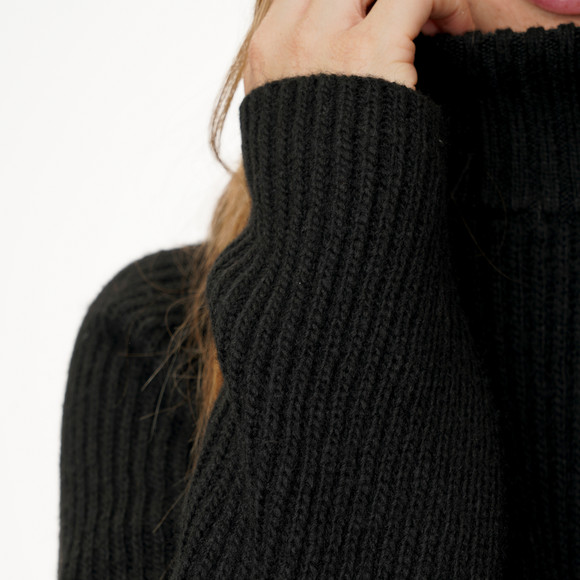 Damestrui met opstaande kraag