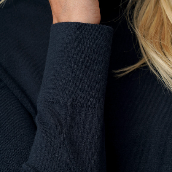 Damen Rollkragenpullover aus Feinstrick