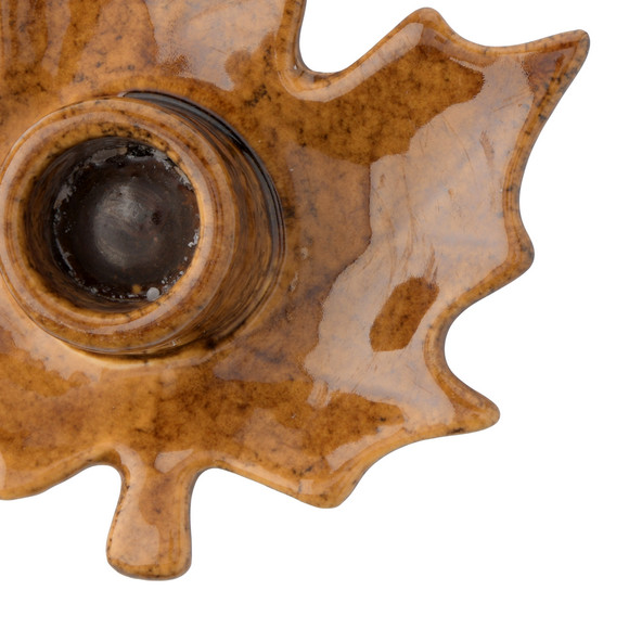 Kerzenhalter in Blatt-Form