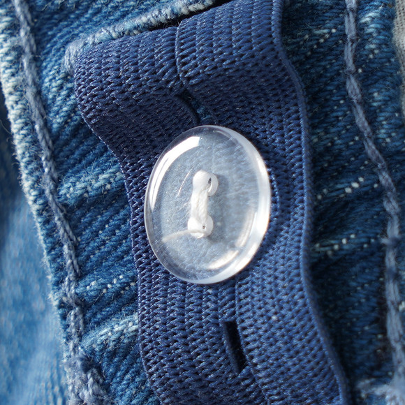 Mädchen Jeans mit Stickerei