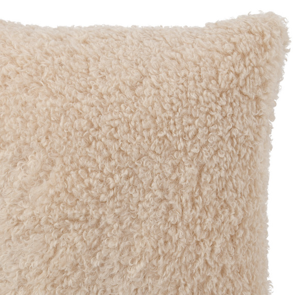 Kissenhülle in Teddy-Optik