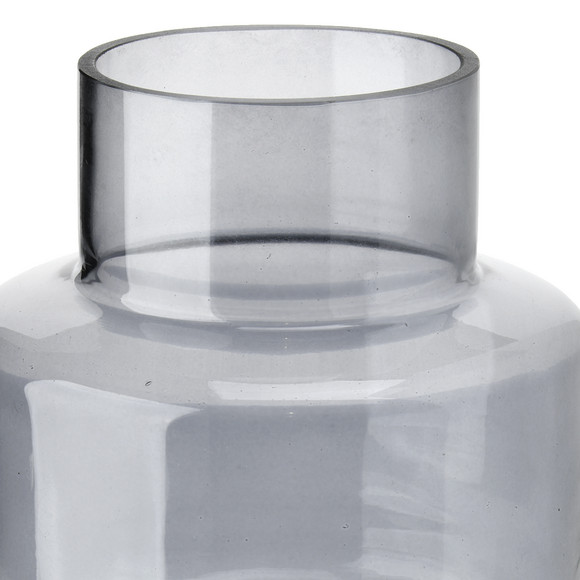 Vase in transparenter Optik
