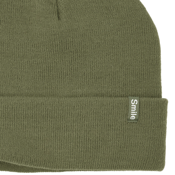 Damen Strickmütze mit kleinem Aufnäher 
