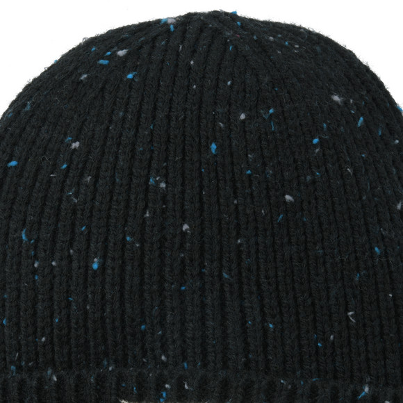 Jungen Strickmütze mit Noppengarn
