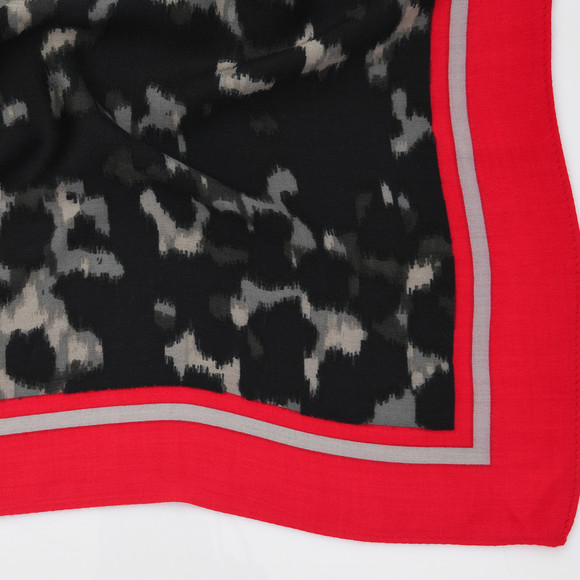 Damesdoek met luipaardprint