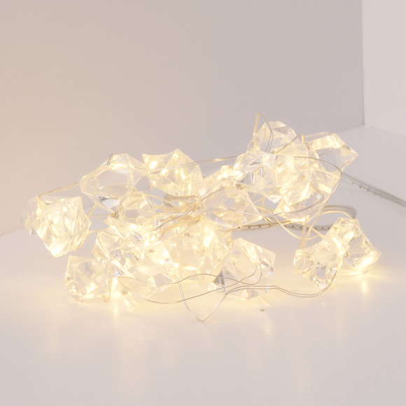 LED-Lichterkette mit Eiskristallen