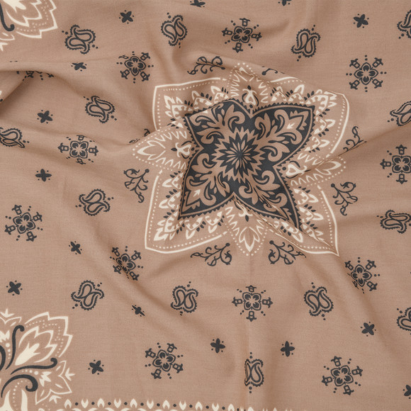 Damesdoek met all-over-patroon
