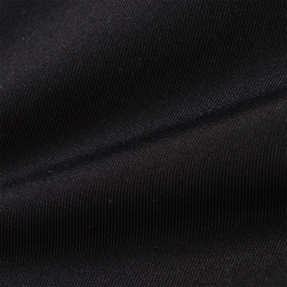 3 Damen Strings im Basic-Look