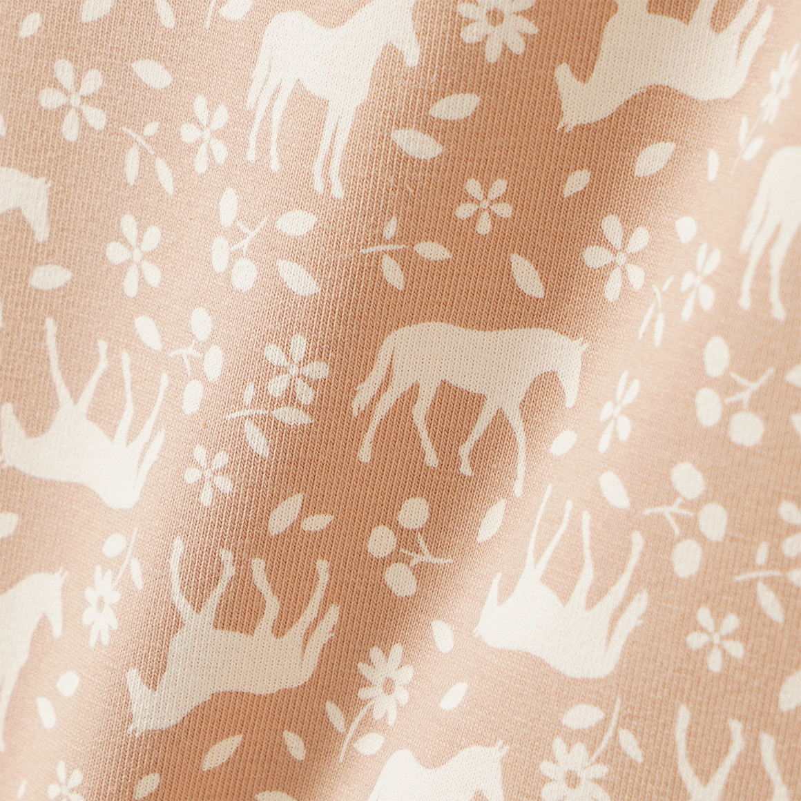 2 meisjeshemdjes met paardenmotieven