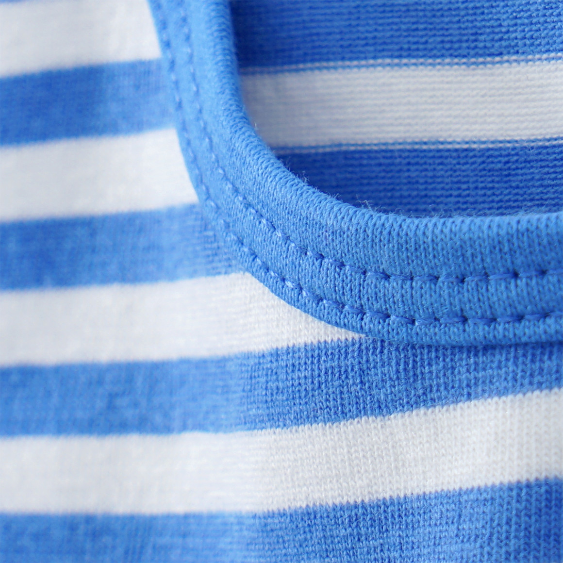 5 Baby Unterhemden in verschiedenen Dessins