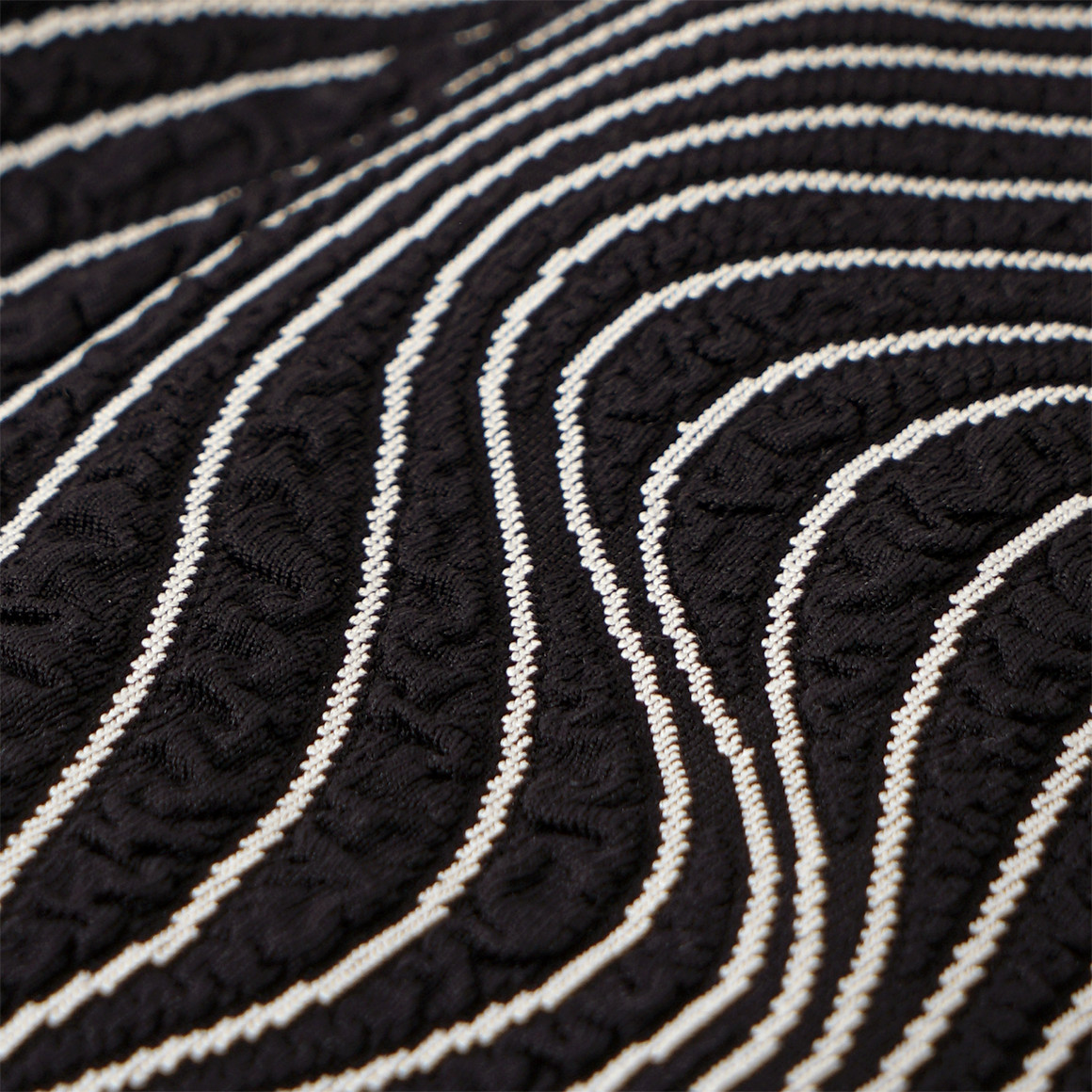 Damen Shape-Badeanzug mit Wellenmuster