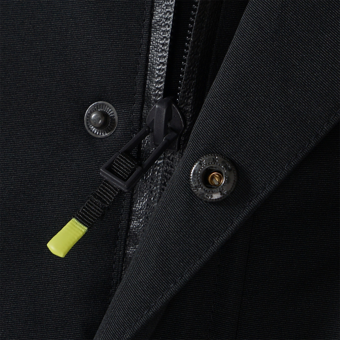 Effen gekleurd kinder sneeuwjack