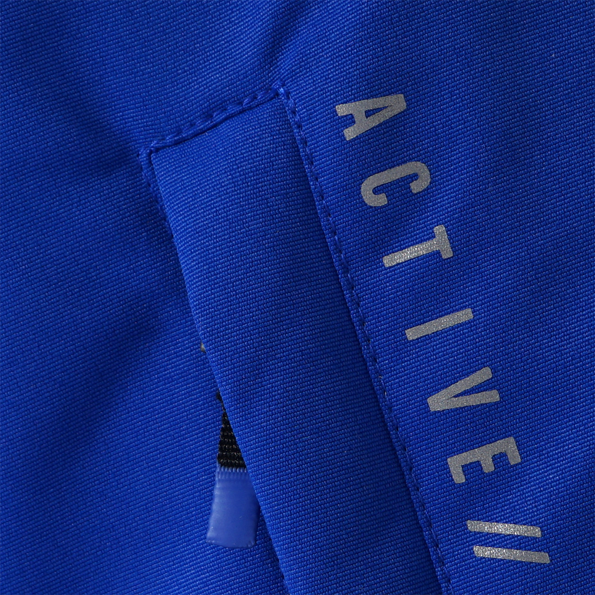 Effen gekleurd kinder sneeuwjack