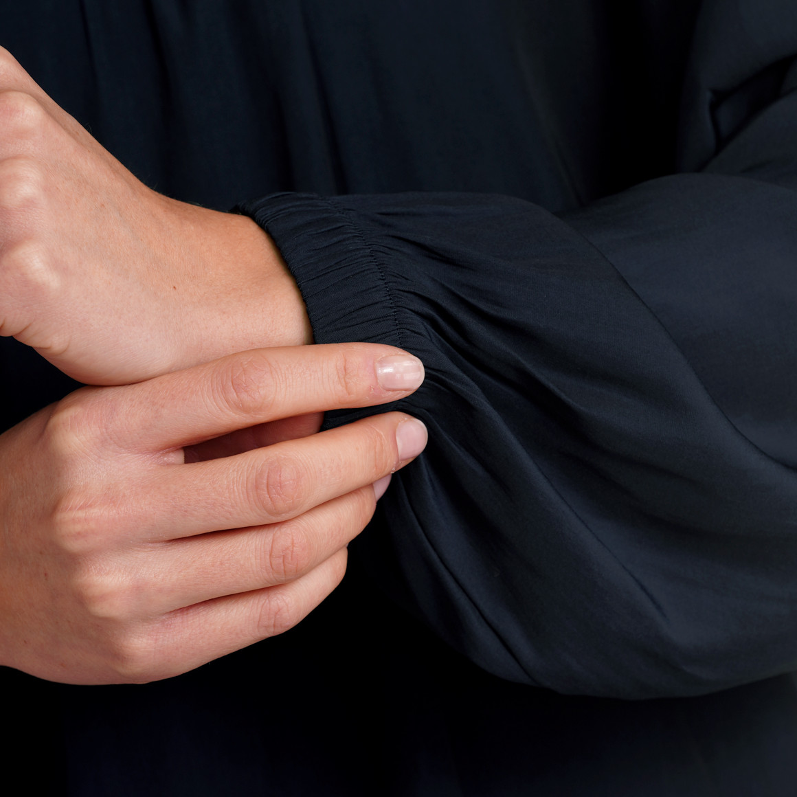 Damen Kleid aus leicht fließender Qualität