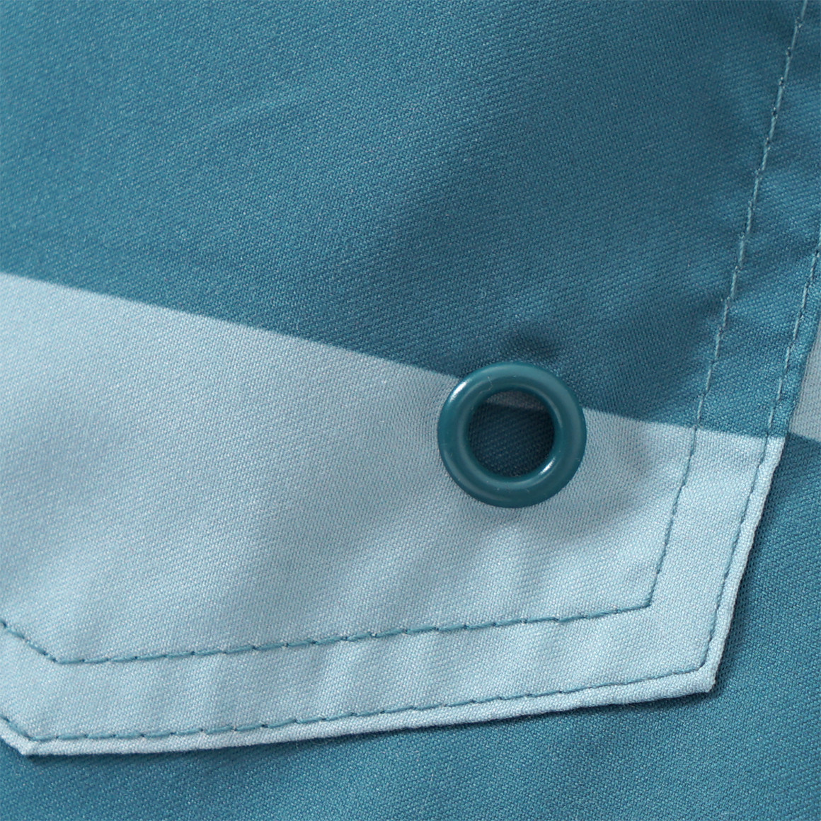 Jungen Badeshorts mit Streifen