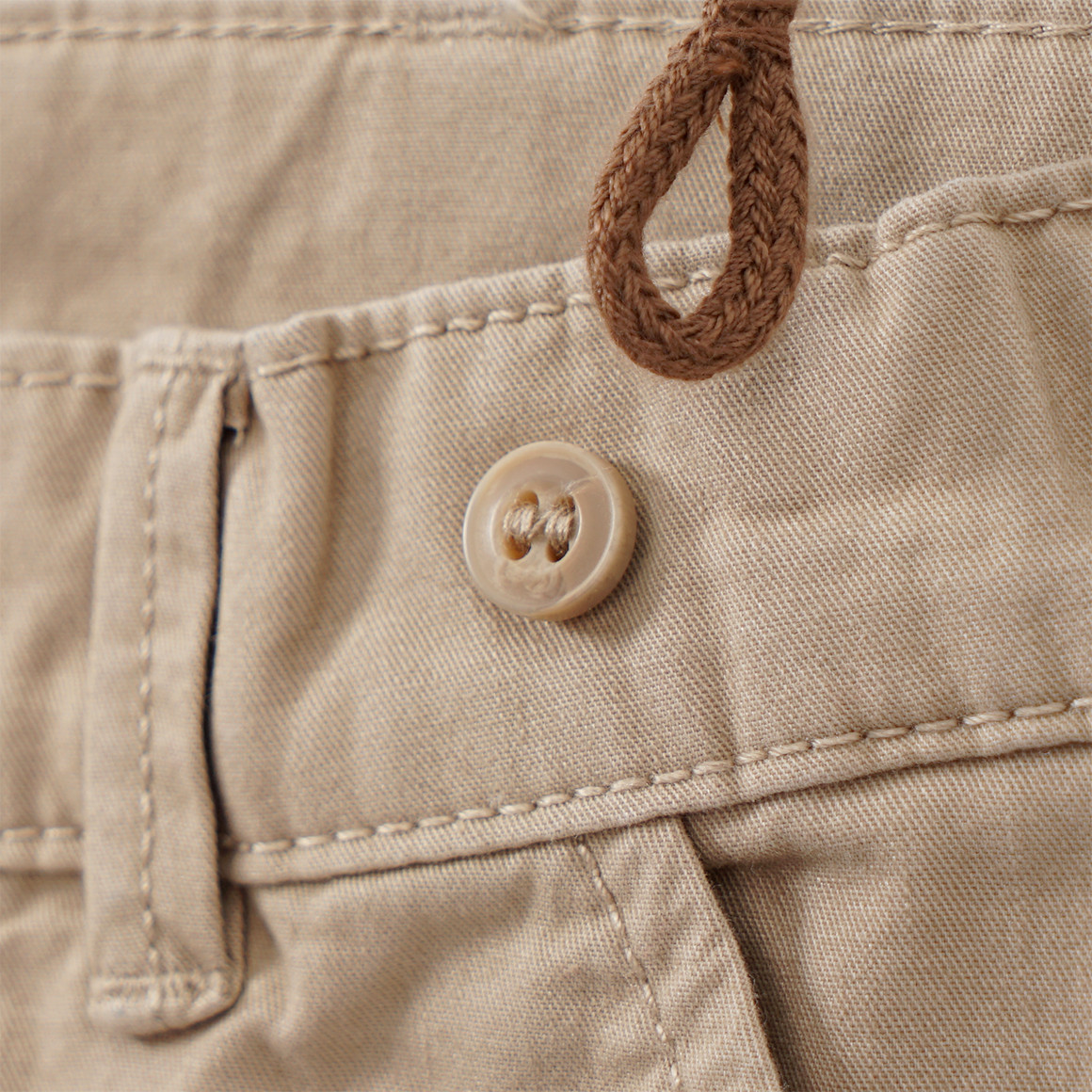 Jungen Chinohose mit Hosenträgern