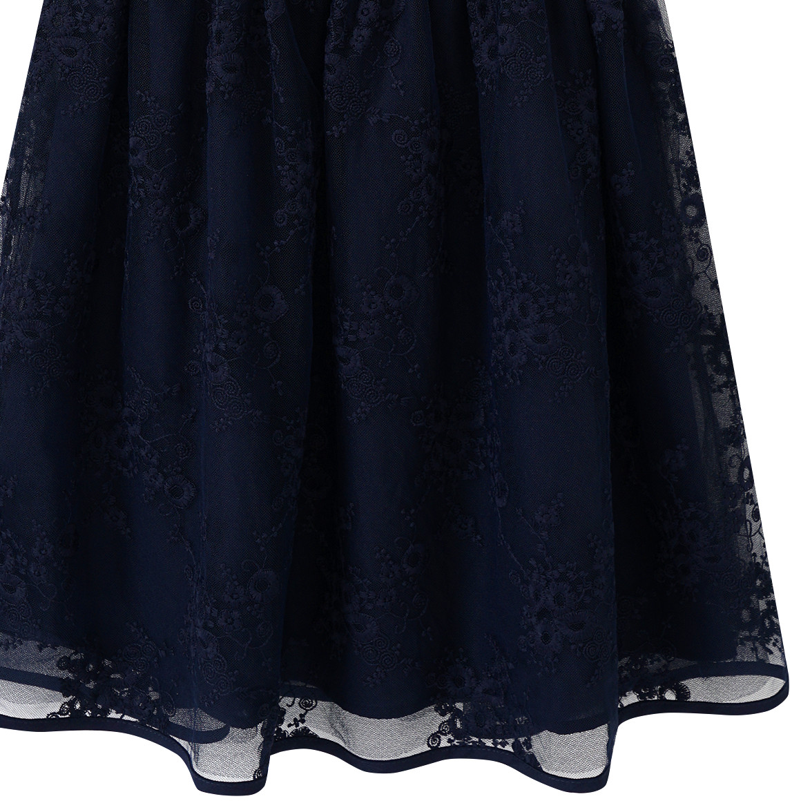 Mädchen Kleid mit Stickereien