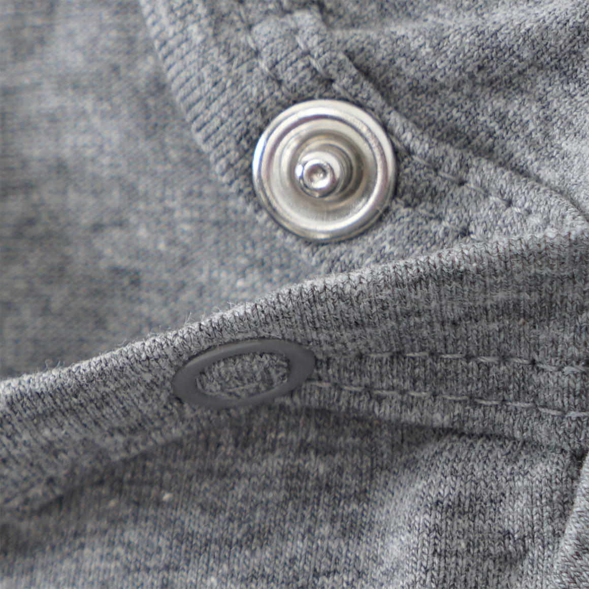 3 baby rompers in verschillende kleuren