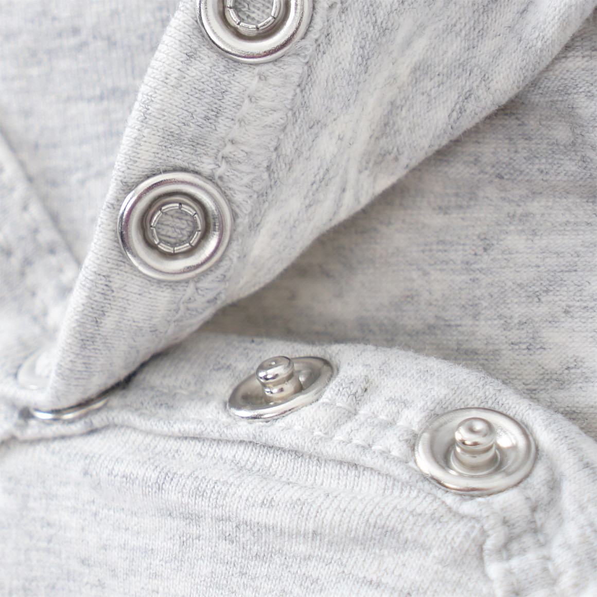 3 baby rompers in verschillende kleuren