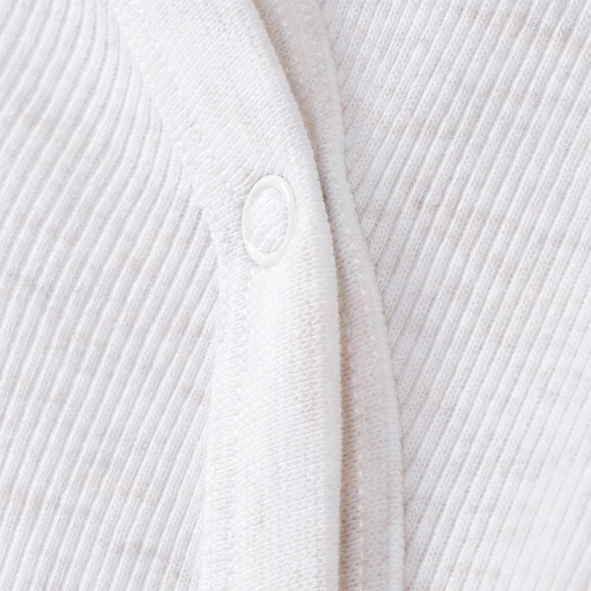 Newborn pyjama met geribbelde structuur