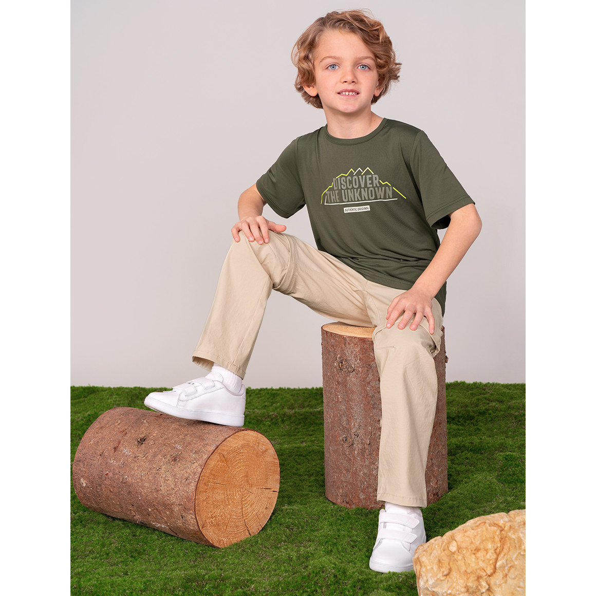 Jungen T-Shirt mit Berg-Motiv