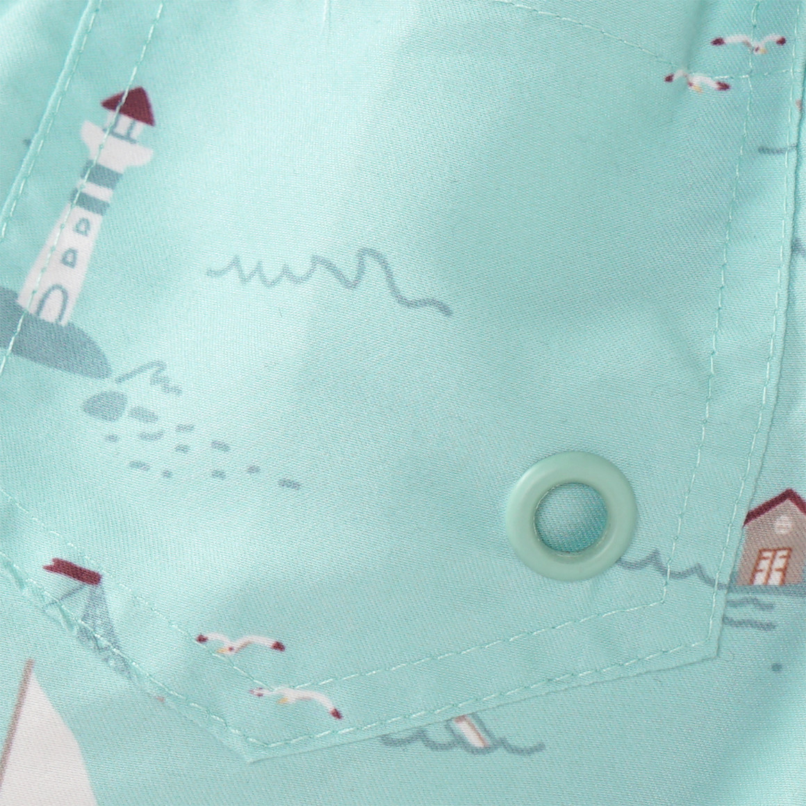 Jungen Badeshorts mit Segelschiffen