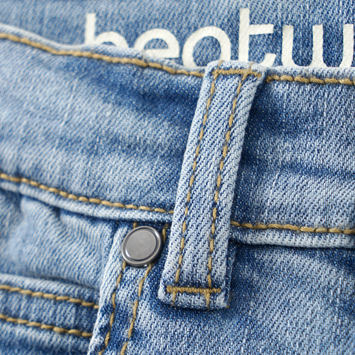 Jungen Straight-Jeans im Cargo-Style