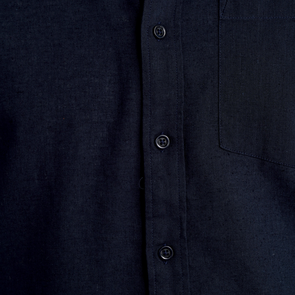 Herren Leinen-Hemd mit Brusttasche