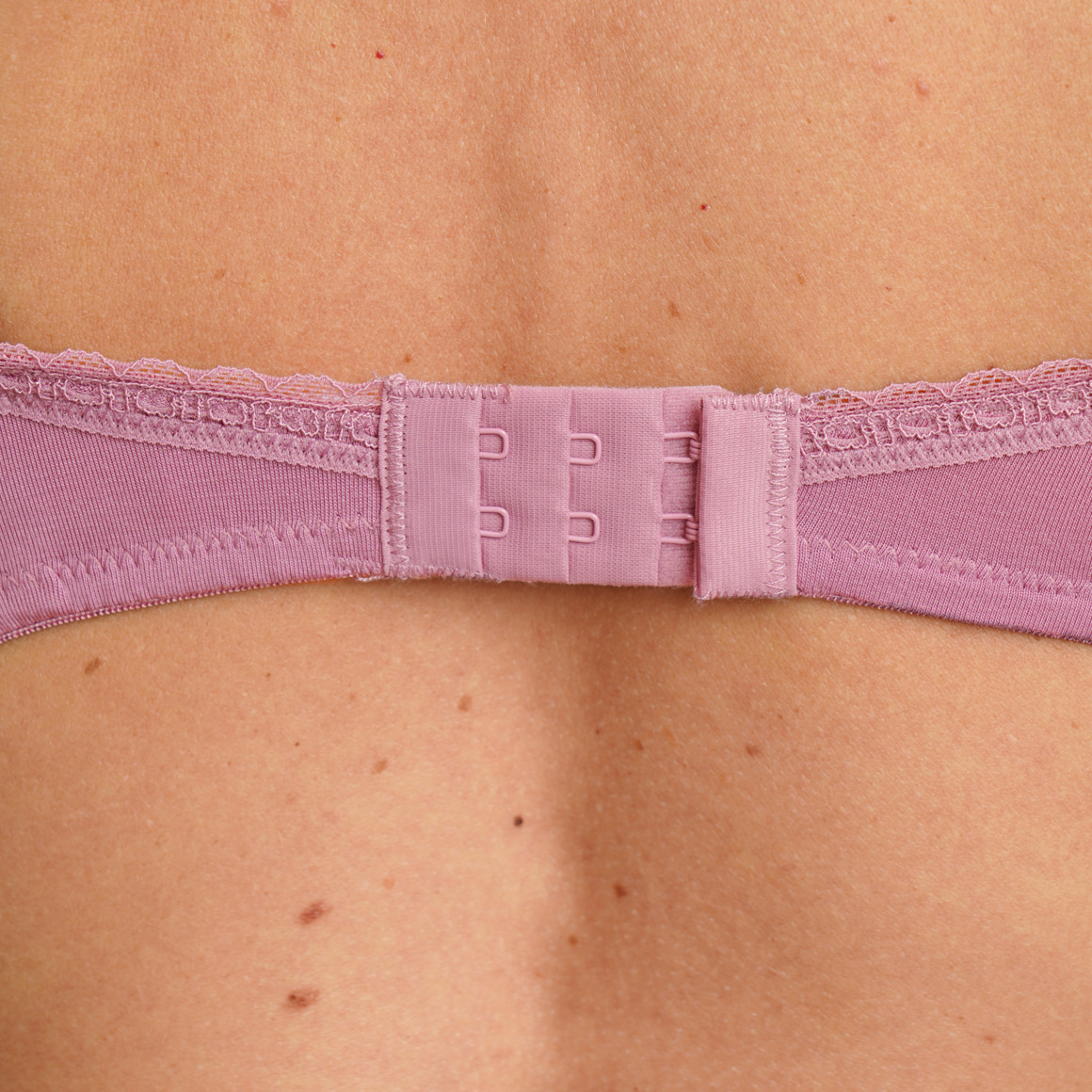 2 Damen Soft-BHs mit Spitze