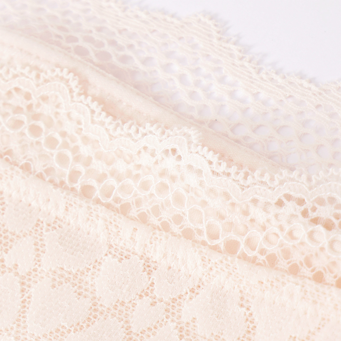 Damen Slip mit Spitze