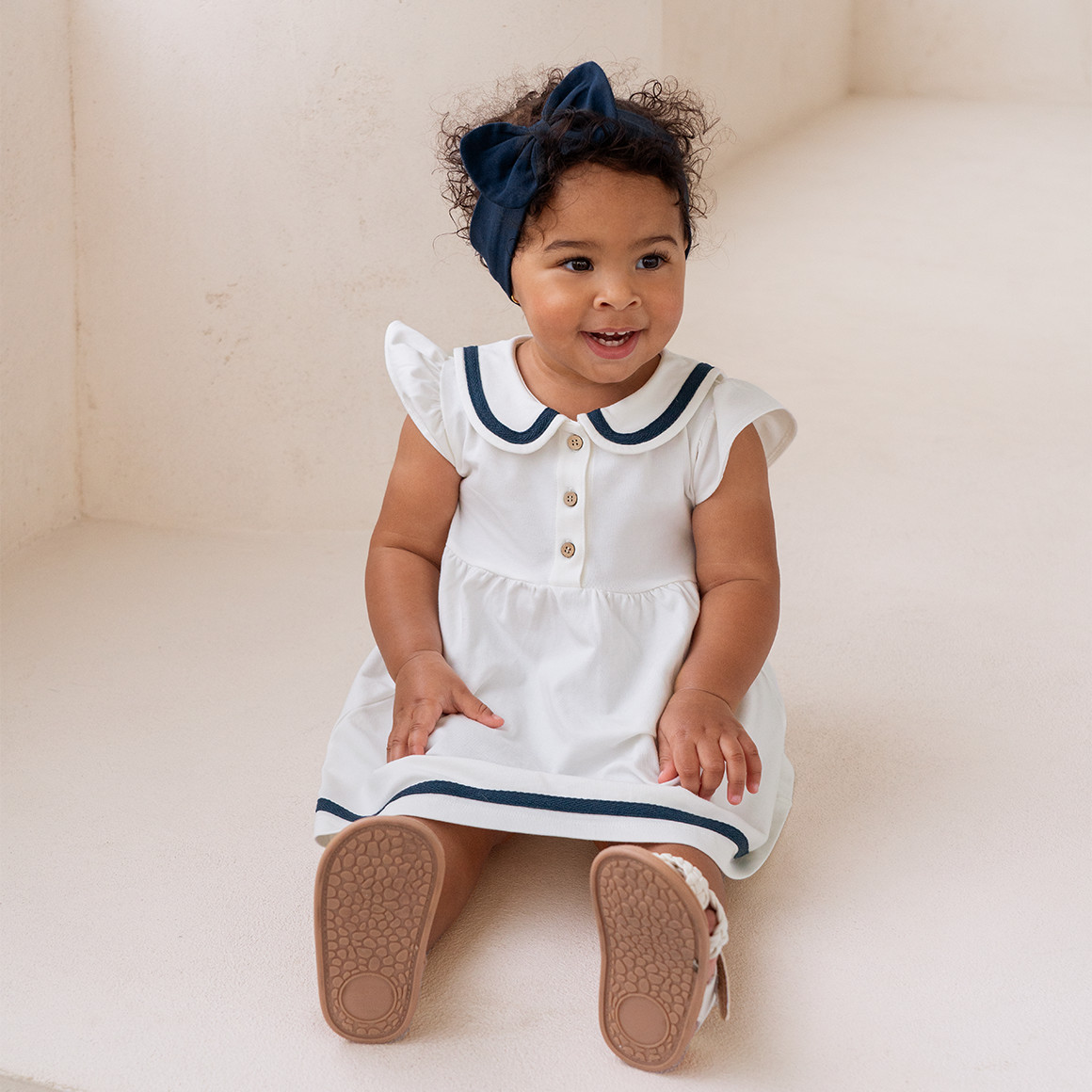 Baby Kleid mit Shorts und Haarband