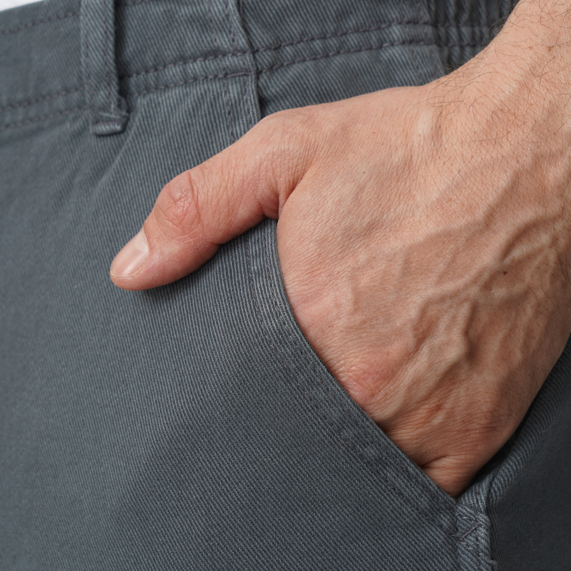 Herren Shorts mit Elastikeinsatz