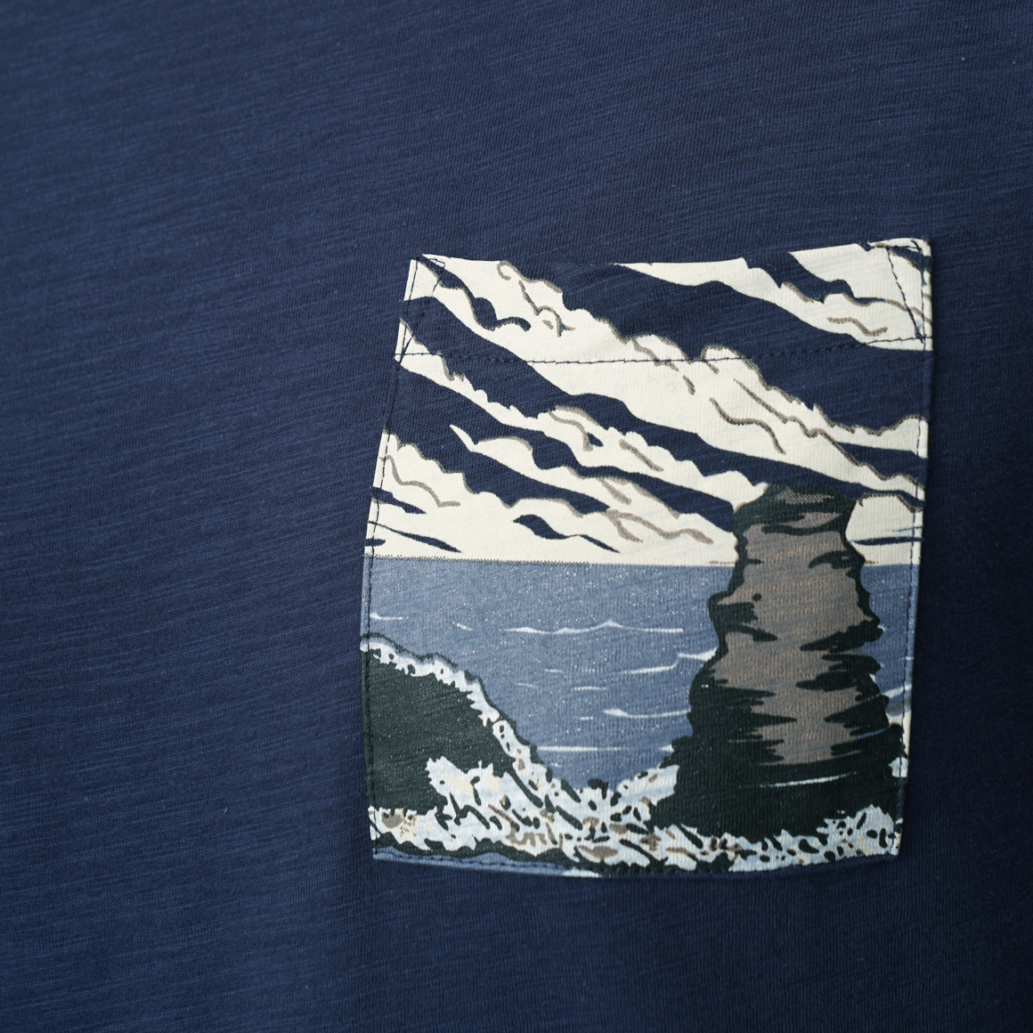 Herren T-Shirt mit Rückenprint