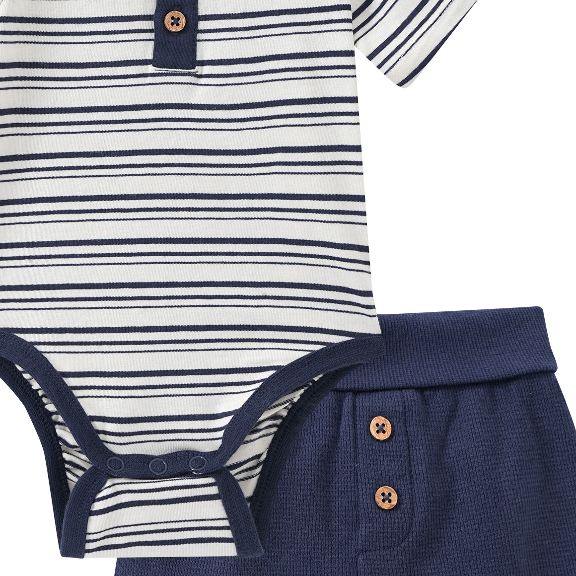 Newborn Body, Bandana und Shorts im Set